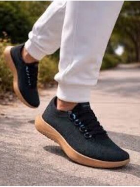 Allbirds wool dasher blue& black 7.5